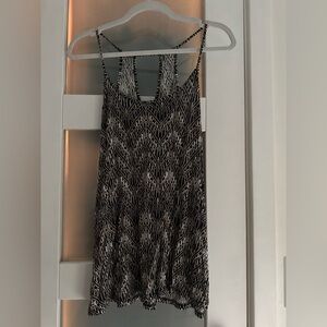 Old Navy Black and White Geometric Backless Top